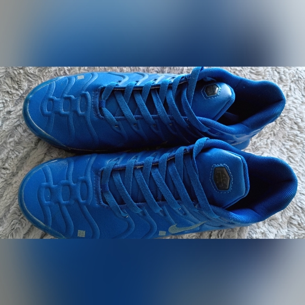 Nike AIRMAXES RARE A COLD WAR... RARE - Picture 4 of 14